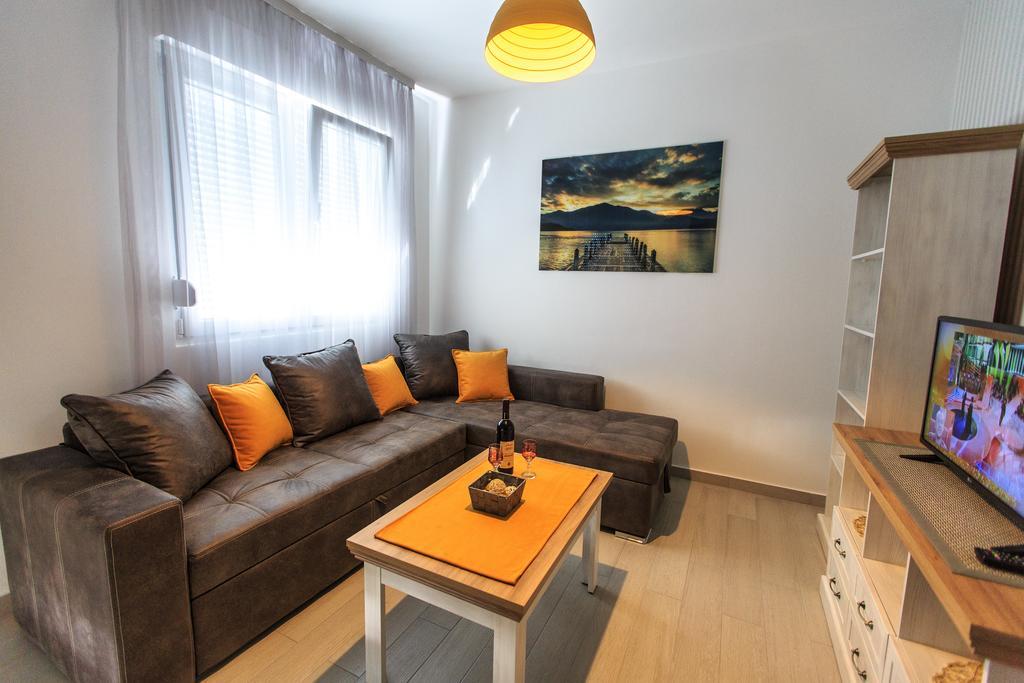 Apartments Aleksic Bar Exteriör bild